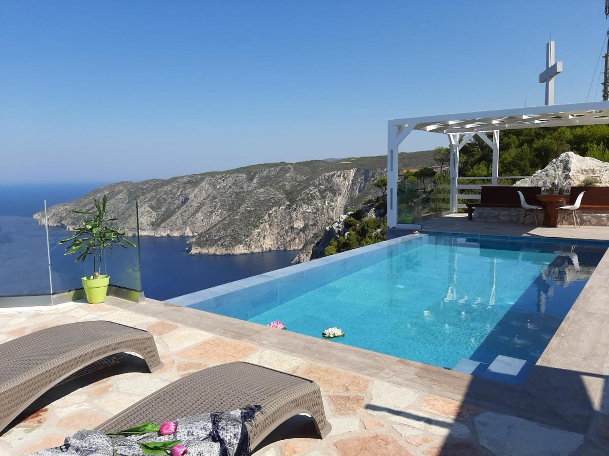 Villa Esperia Kampi  Exteriör bild