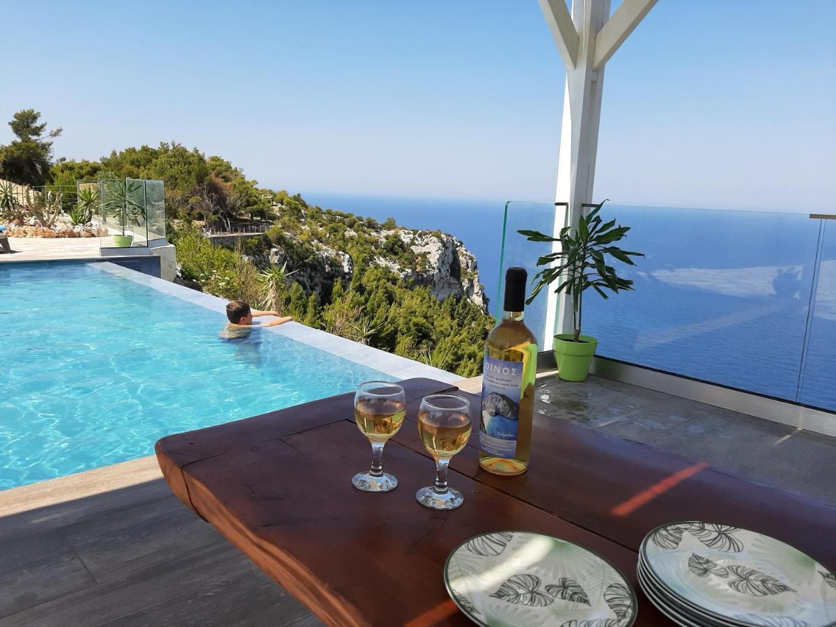 Villa Esperia Kampi  Exteriör bild